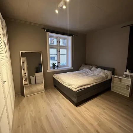 Moderne I Apartment